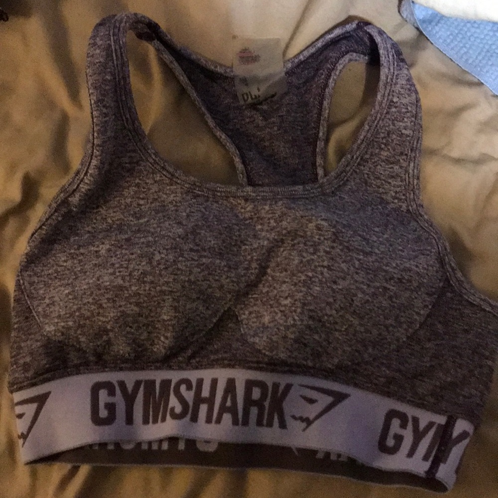 Sports bra